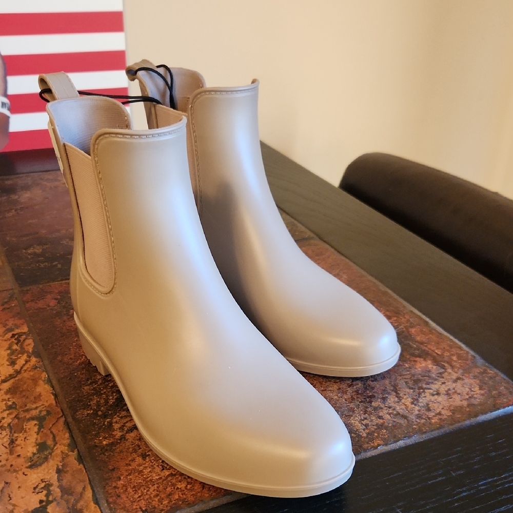 A New Day Waterproof Beige Ankle Boots
